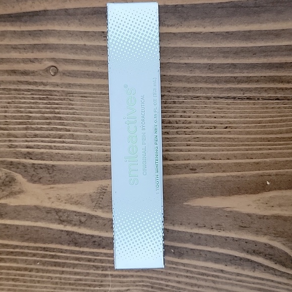 Smileactives Whitening Pen Spearminty 0.11 fl oz 3.3ml NEW NO BOX - Picture 1 of 4